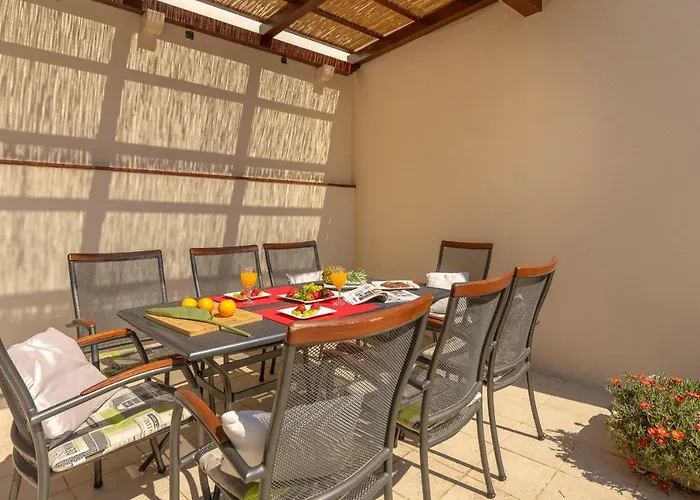 Hedera Estate, Hedera A19 * ドゥブロブニク