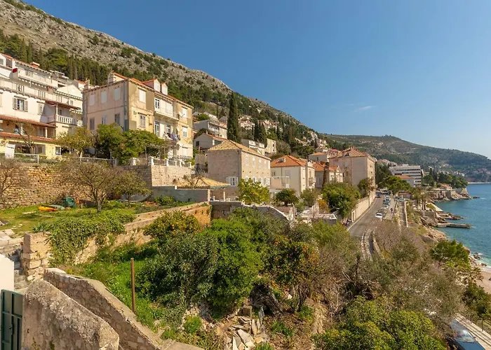 Hedera Estate, Hedera A19