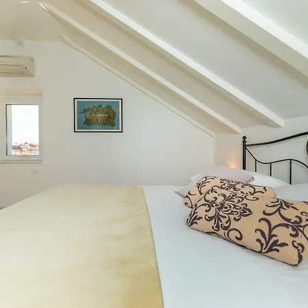 Hedera Estate, Hedera A19 * دوبروفينك